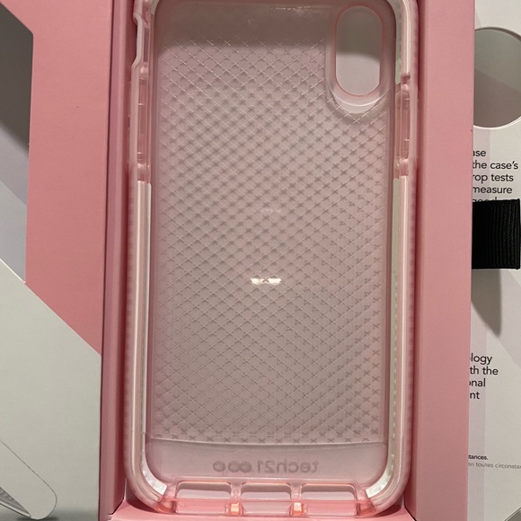 Tech21 Flex shock Evo Check IPhone X Case Pink - Picture 5 of 5
